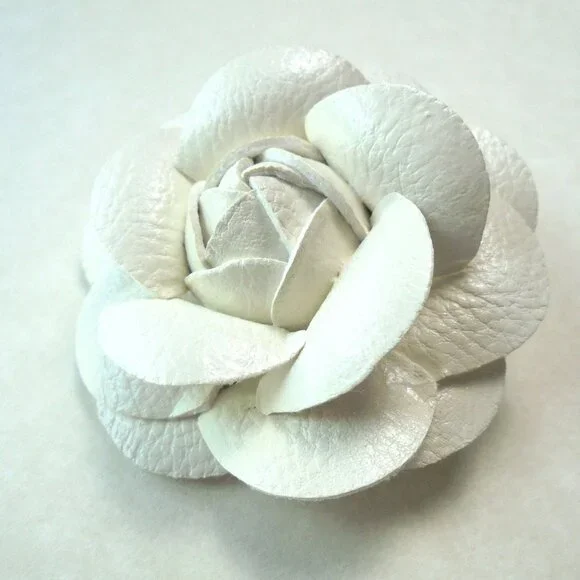 Floral Brooch Cream color flower Pin accessories 2.5" NEW - Picture 5 of 9